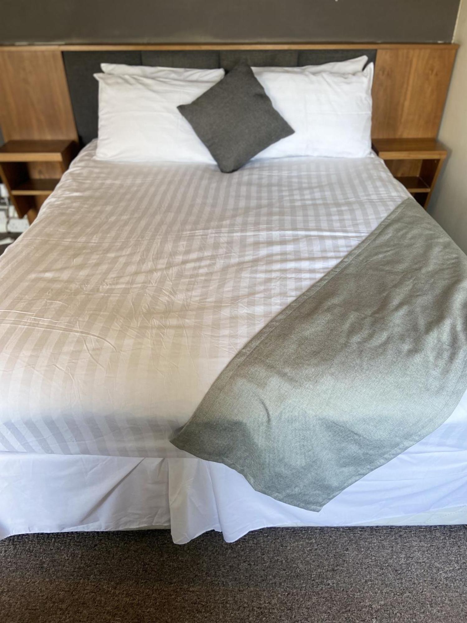 The Strathearn Hotel Dysart Buitenkant foto